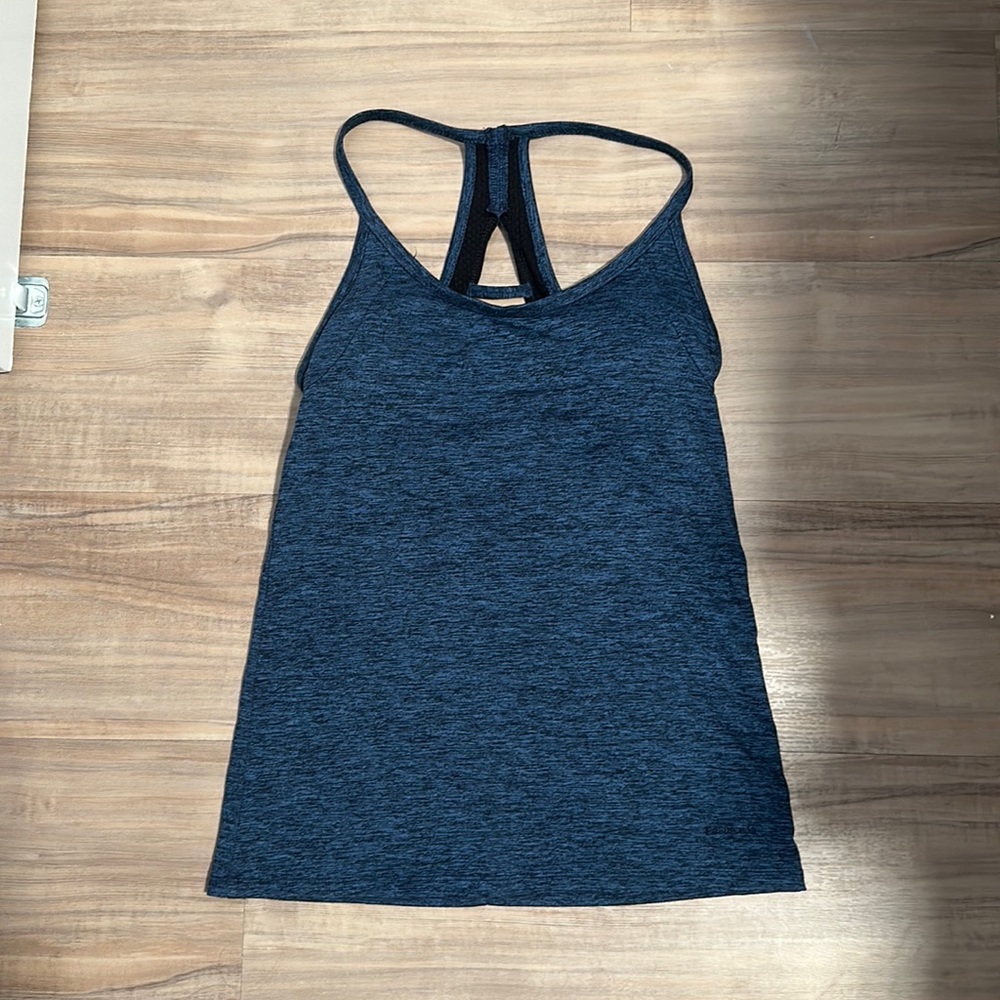 Patagonia tank